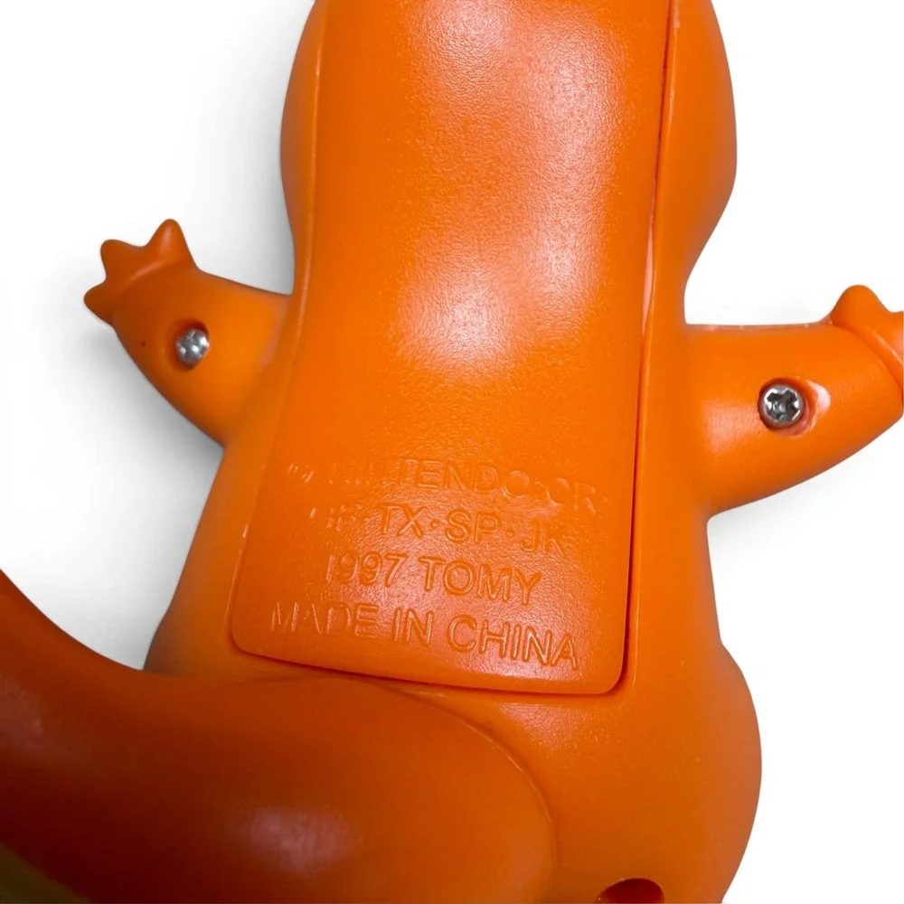 Vintage 1997 Tomy Nintendo Pokemon Charmander Electronic Action Figure Toy